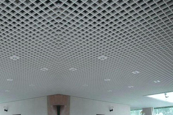 चीन गर्मी इन्सुलेशन स्टेनलेस स्टील छत पैनलों मानक आकार 10/15 मिमी ISO9001 अनुमोदित आपूर्तिकर्ता